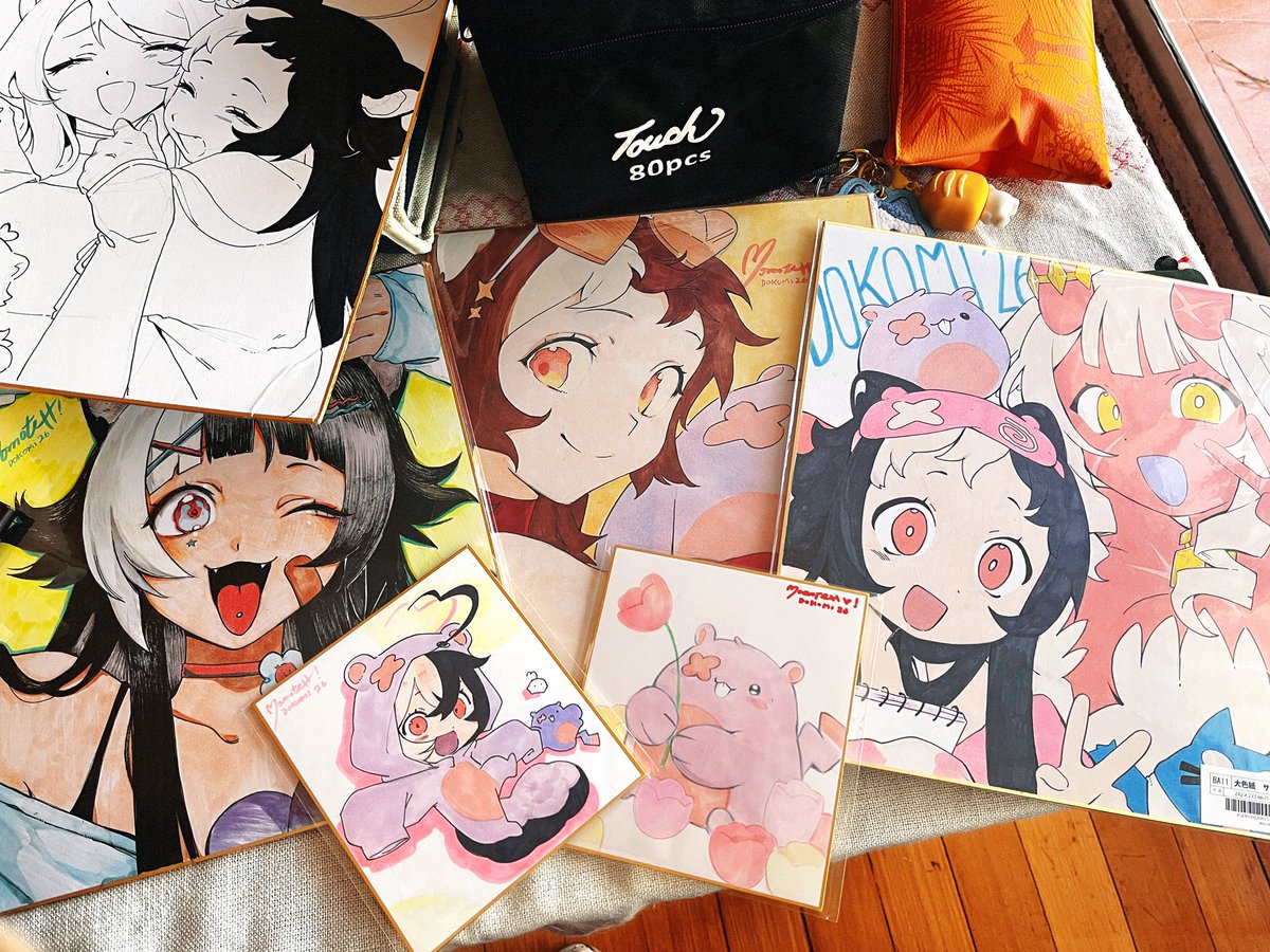Momotexx's tweet photo. Dokomi Shikishis ❤️ https://t.co/V7JfPYxD1S