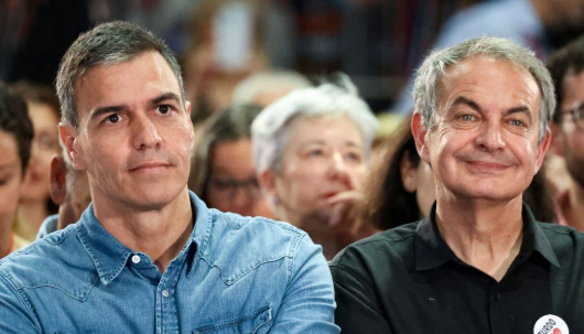hazteoir's tweet photo. Zapatero es Sánchez. 

Zapatero es el PSOE. 

Zapatero-Sánchez-PSOE. 

La Rosa Nostra. 

Es el momento; ha llegado la hora: A POR TODAS. 

Sin descanso, paso firme y, sobre todo, sabiendo que es POR ESPAÑA.