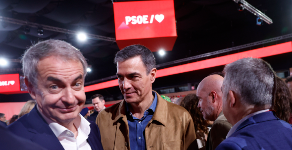 hazteoir's tweet photo. Zapatero es Sánchez. 

Zapatero es el PSOE. 

Zapatero-Sánchez-PSOE. 

La Rosa Nostra. 

Es el momento; ha llegado la hora: A POR TODAS. 

Sin descanso, paso firme y, sobre todo, sabiendo que es POR ESPAÑA.