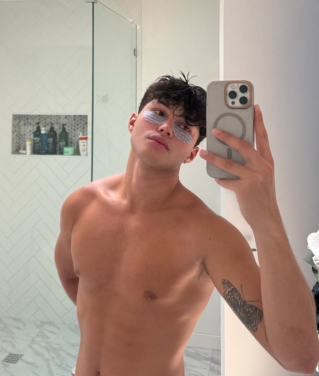 Bruno 🌓 tweet media