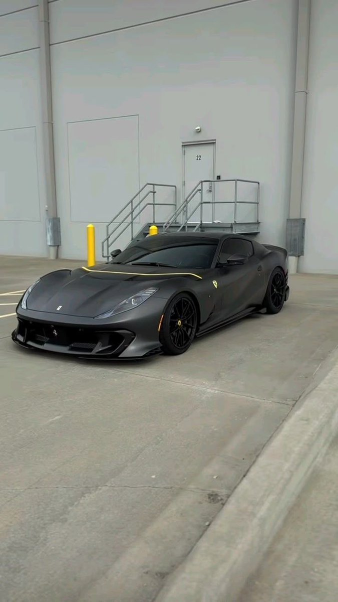 Car Porn tweet media