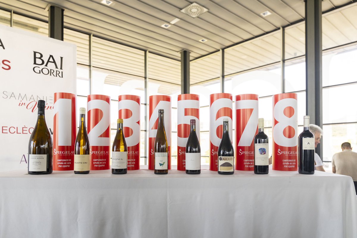 EclecticVins's tweet photo. Los vinos del Campeonato https://t.co/6bIFKnoa27