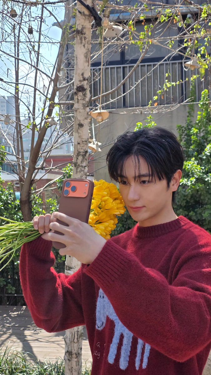 리 tweet media