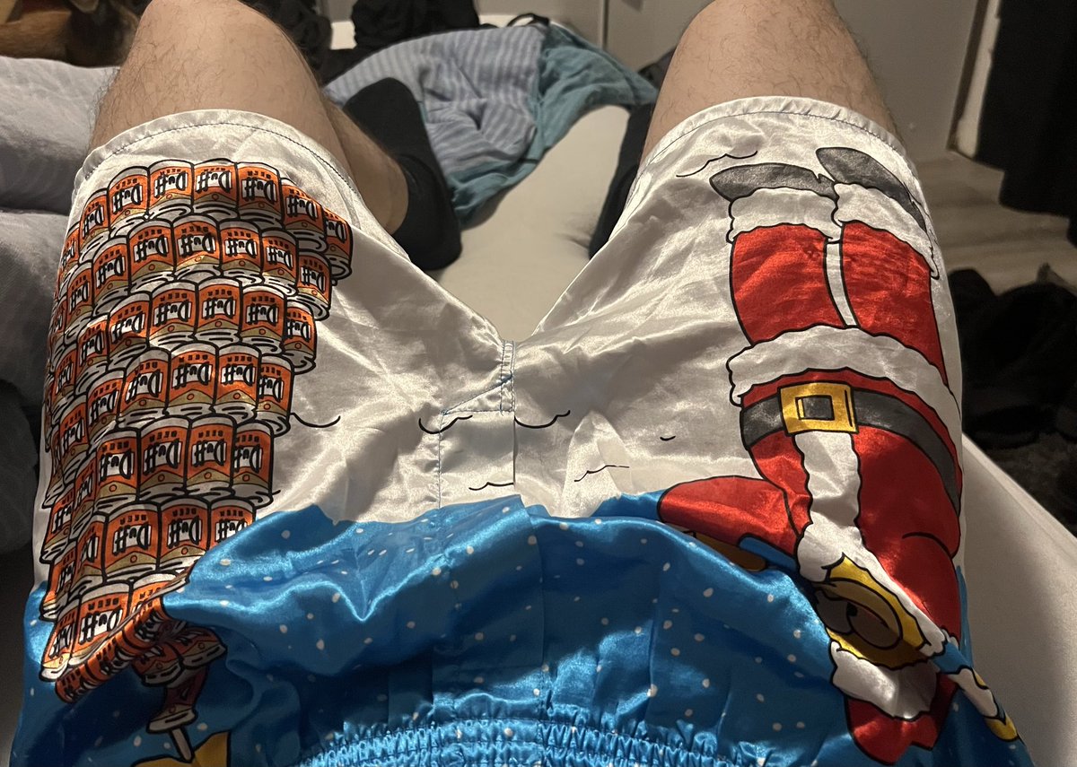 Jno1993's tweet photo. Satinboxer = horny https://t.co/2Bjffj6eeB
