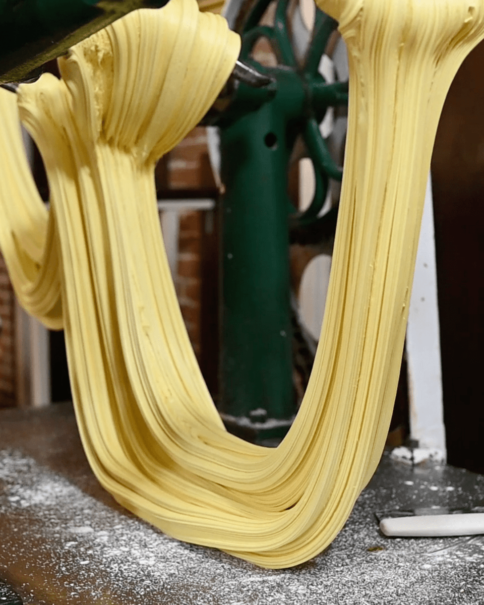 lakingscandy's tweet photo. Celebrate National Taffy Day the sweet way at La King’s! 🍬
Pick out your favorite flavors and let us know in the comments which ones you couldn’t resist.

#LaKingsGalveston #GalvestonTX #NationalTaffyDay https://t.co/MBVOP1NuAz