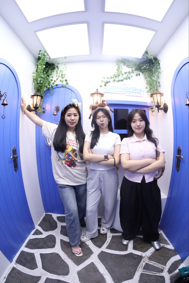 silvilifeupdate's tweet photo. foto terakhir kek nahan 💩 https://t.co/sdNM715dfJ