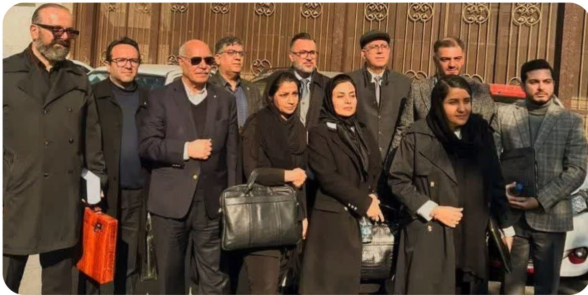 بانوکاشانی tweet media