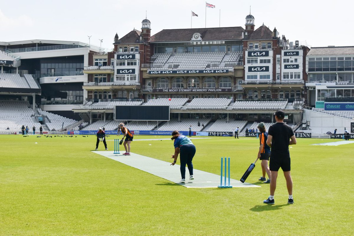 FlicxPitch's tweet photo. Some great photos from @SurreyCricketFd Super Saturday!

Over 200 women enjoying a softball cricket festival and CPD opportunties at the Kia Oval last weekend. Great vibes and fun had by all #grassrootscricket https://t.co/W2LytI7Lhh