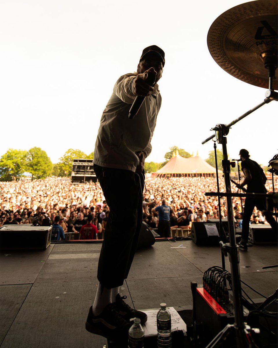 zebrahead's tweet photo. Slam Dunk South! That was a hot one 🥵 
Thank you so much for coming down and partying in the sun with us🍻
We always have the best time here at Slam Dunk!

Next, Slam Dunk North 🍻 https://t.co/pTMMfmPPUy