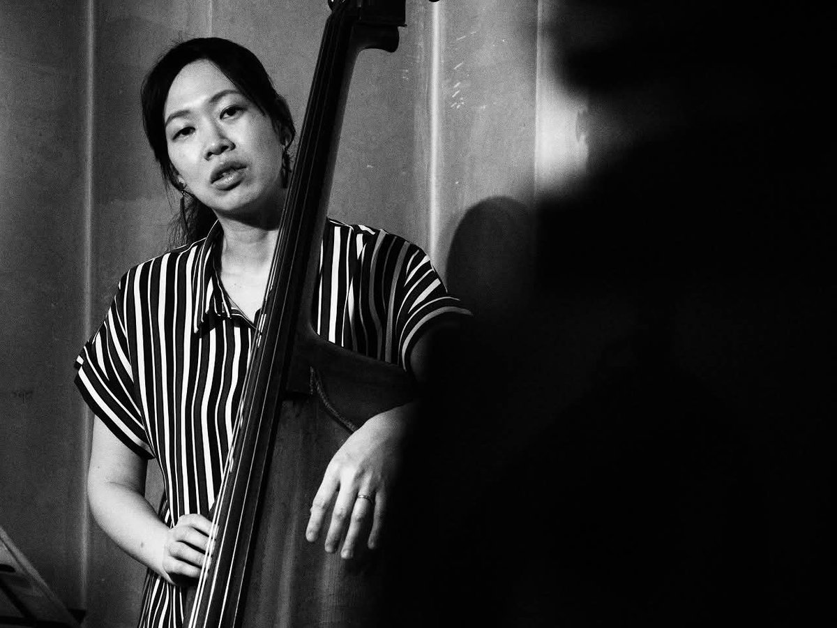 beulmans's tweet photo. 5/23 土 afternoon live
-
伊東佑季 contrabass solo https://t.co/D9WGevGOWP