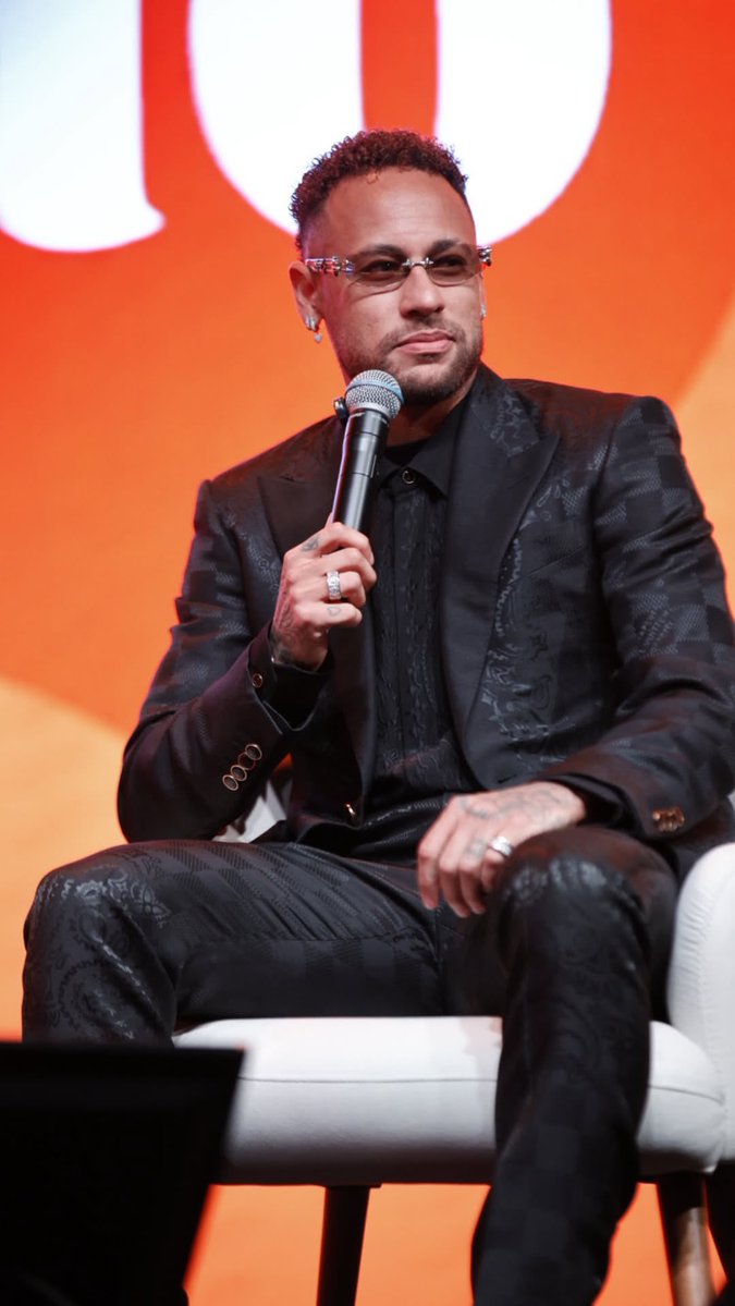 Team Neymar tweet media