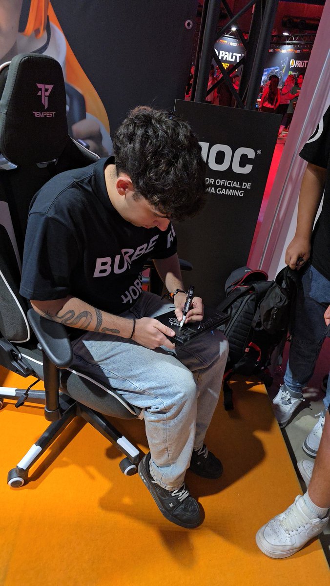 PcComponentes tweet media