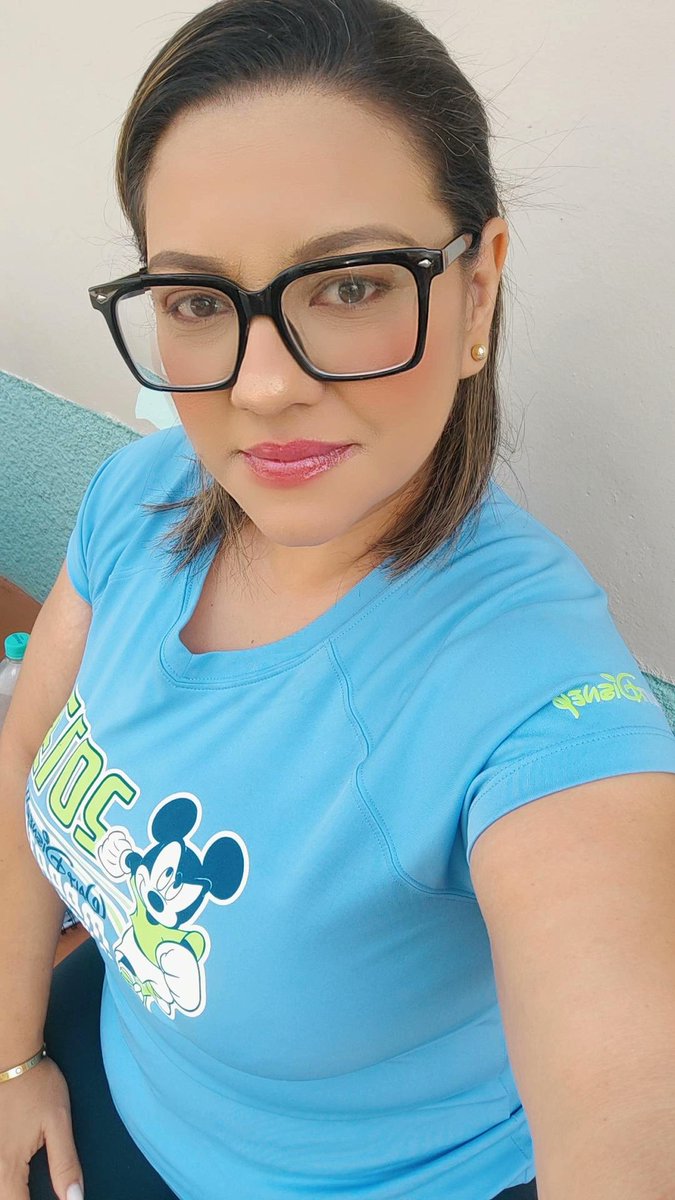 Carmen Elizabeth🤍 ✨ tweet media