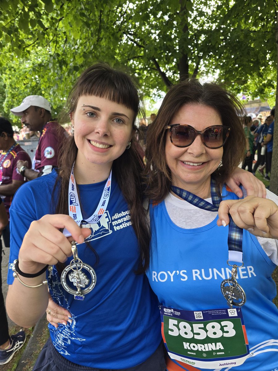 KORINAPATELI's tweet photo. My daughter and I took part in the #EdinburghMarathon in memory of Simon 💛
Every mile carried love, memories and hope.
Proud to support @Roy_Castle_Lung and everyone affected by #lungcancer. @fairlifelcc https://t.co/0roHoCvlje