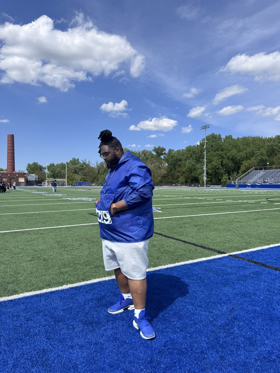 Big Slim Outside.. Fuck you mean!! tweet media