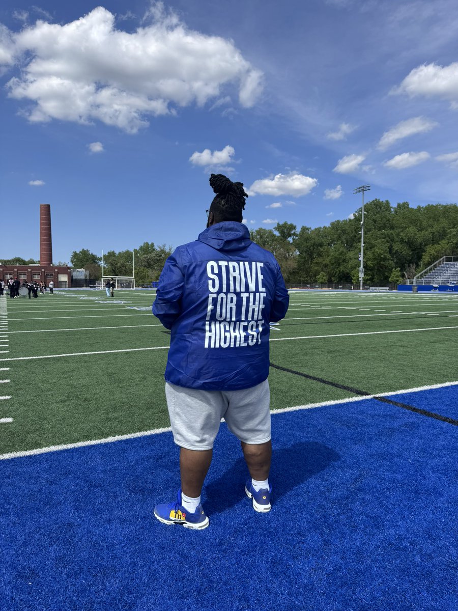 Big Slim Outside.. Fuck you mean!! tweet media