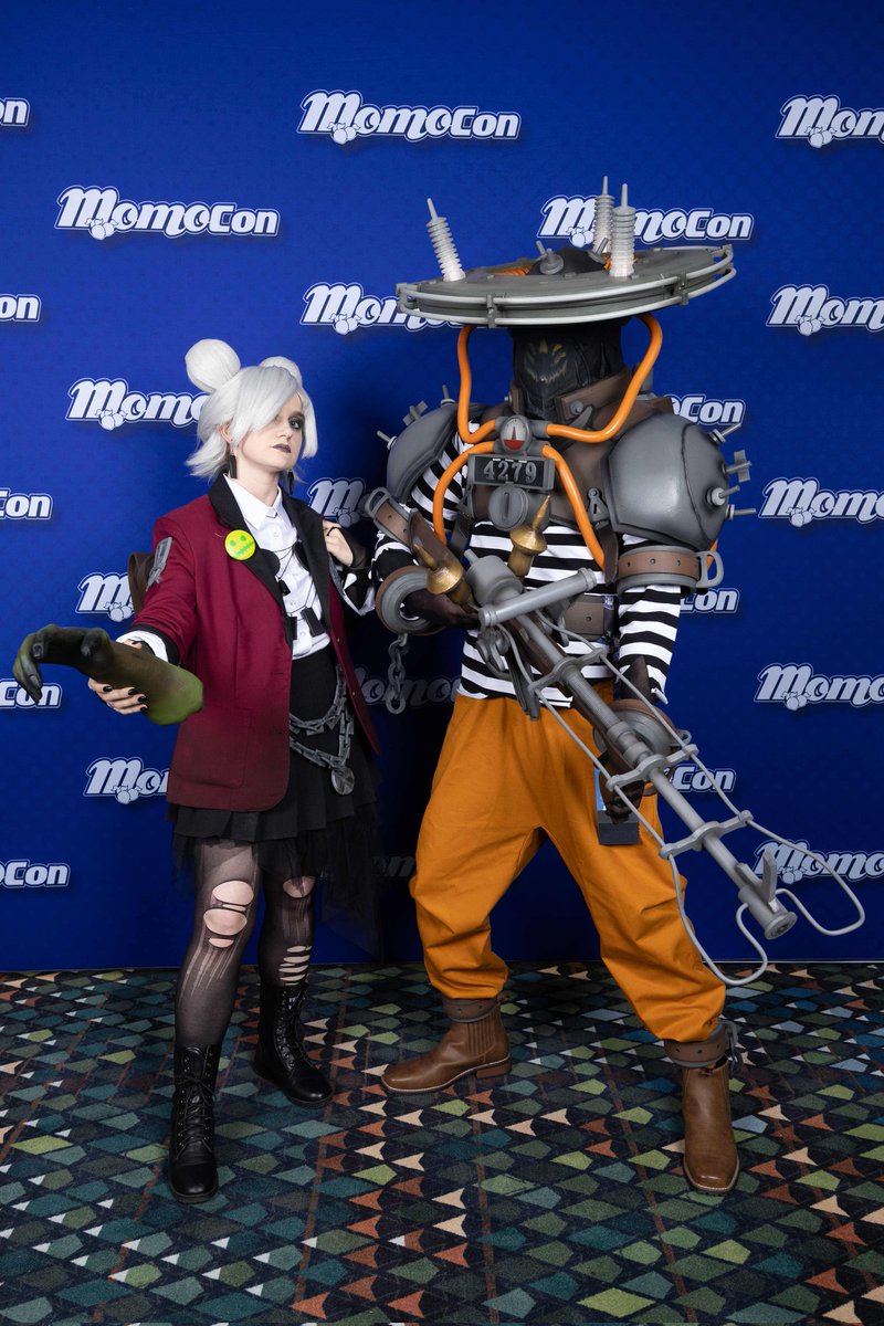 YaBoiAims 🔜 MomoCon tweet media