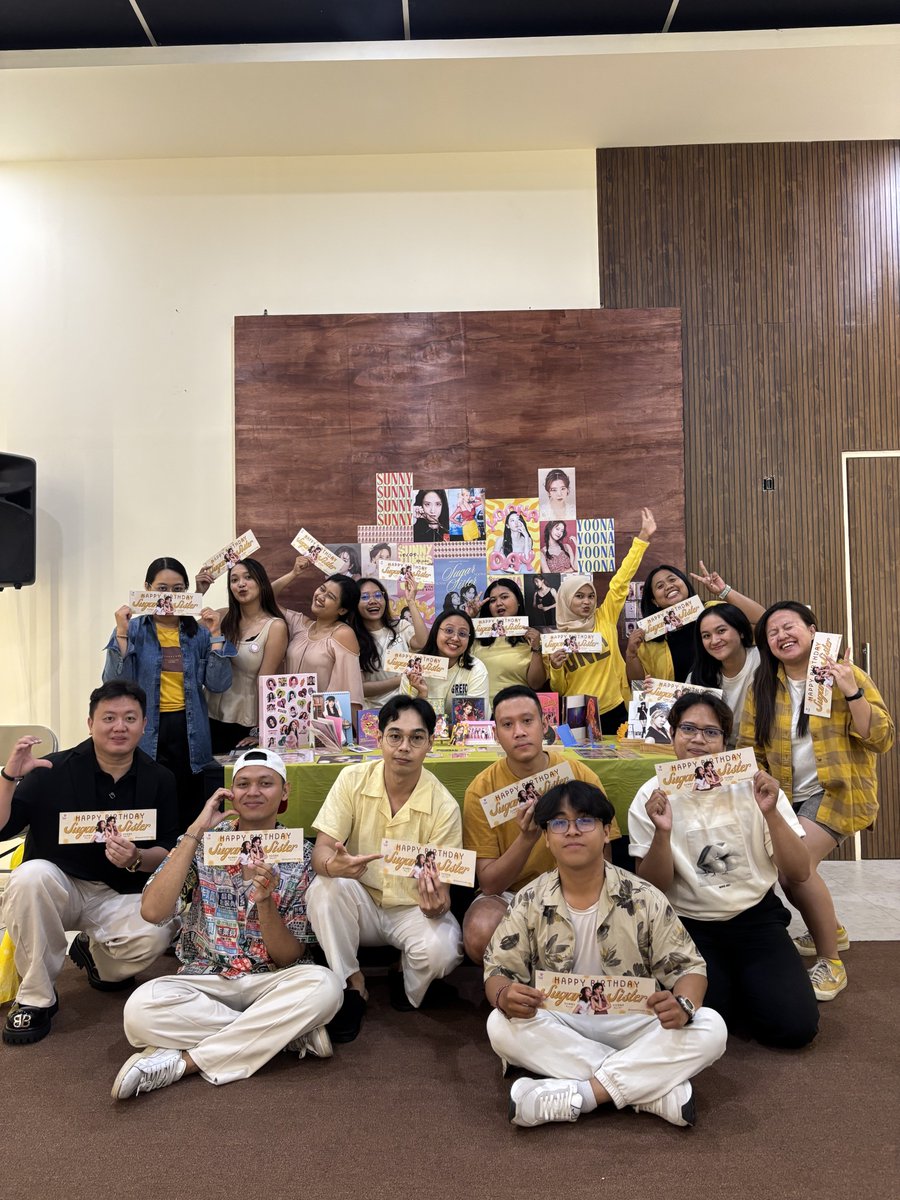 sonebali_'s tweet photo. Thank youu so much buat temen2 sone yg udh hadir di event #SugarSisterDay hari ini😍🥹🙌💖

Acara hari ini seruu bangetttt pokoknyaaa😭🔥

See you di next event yaaa sone😚🩷

#Sunny #Yoona #GirlsGeneration #SONEBali #KpopBirthday https://t.co/5kCO3krdwR