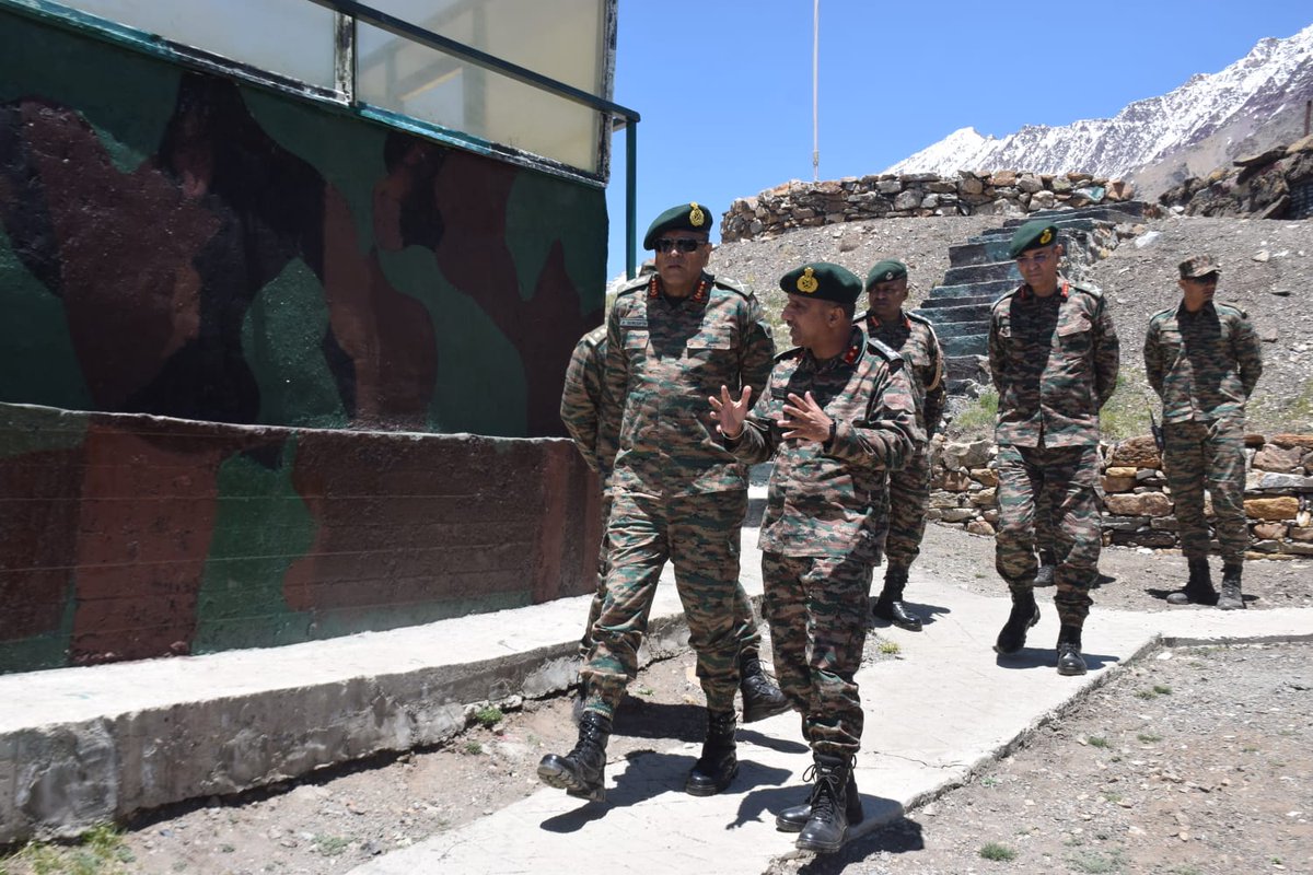 suryacommand's tweet photo. "𝗙𝗼𝗿𝘄𝗮𝗿𝗱 𝗣𝗿𝗲𝘀𝗲𝗻𝗰𝗲, 𝗢𝗽𝗲𝗿𝗮𝘁𝗶𝗼𝗻𝗮𝗹 𝗙𝗼𝗰𝘂𝘀."

Lt Gen Anindya Sengupta, GOC-in-C #CentralCommand, visited 
forward high altitude  areas of #PanchshulBrigade to review operational preparedness and assess the security situation along the frontier. During the visit, the #ArmyCdr was briefed on the prevailing operational environment, infrastructure development, logistics preparedness and measures undertaken to enhance surveillance, mobility and response capability in the challenging high-altitude terrain.

He interacted with troops deployed in forward locations and appreciated their professionalism, alertness and unwavering commitment while operating in difficult weather and terrain conditions.

He commended the formation for maintaining a high state of readiness, effective border management and sustained focus on capability enhancement through training, technology integration and mission-oriented preparedness. The visit reaffirmed #CentralCommand’s commitment to operational excellence, robust frontier defence and the welfare of troops deployed in remote and demanding areas.

#IndianArmy
#SuryaCommand
#PanchshulBrigade
#OperationalReadiness
#BorderSecurity
#NationFirst

@adgpi @ProDefLko @PROdefprayagraj @PIB_India @HQ_IDS_India @PRODefDehradun @UBArea_IA