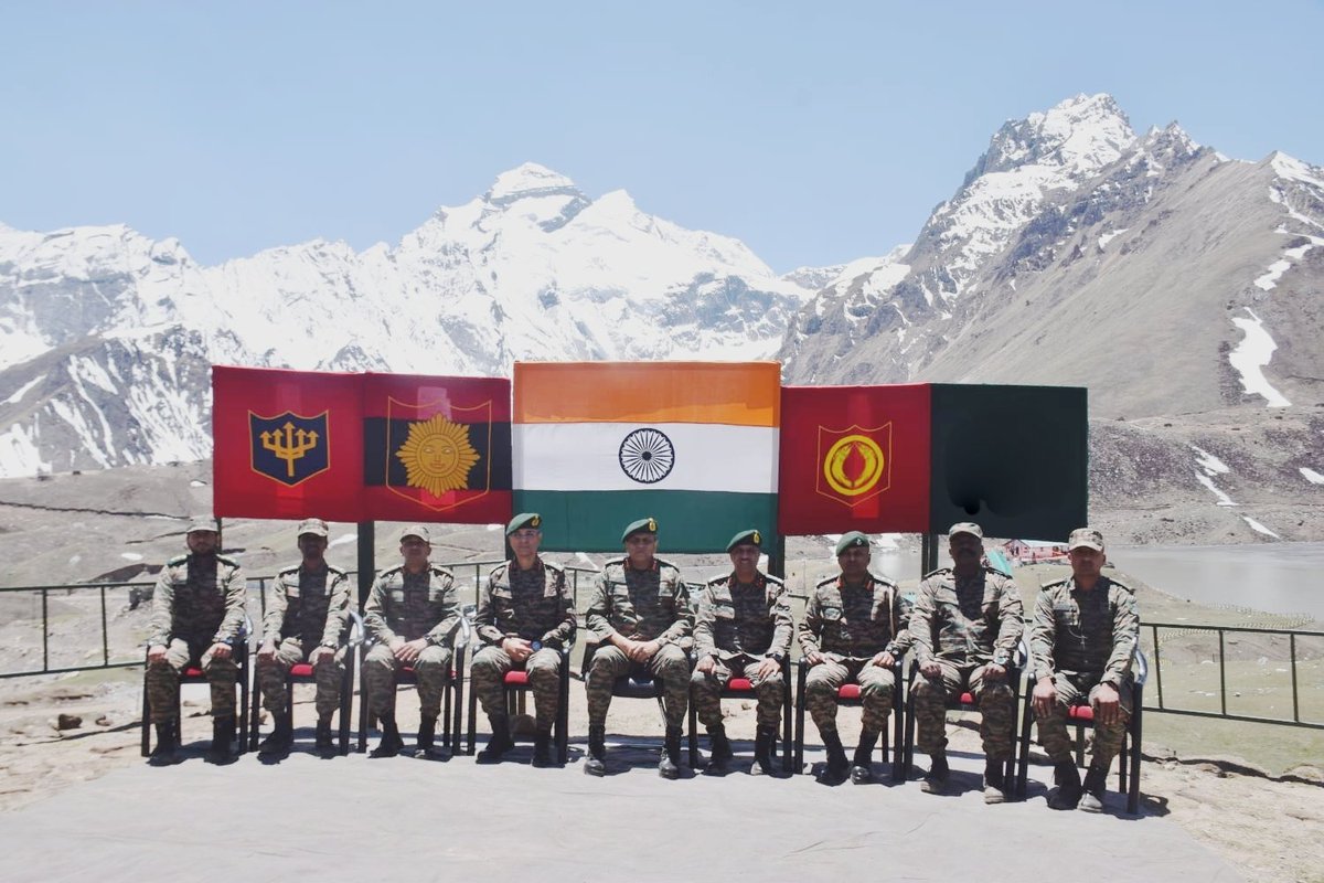 suryacommand's tweet photo. "𝗙𝗼𝗿𝘄𝗮𝗿𝗱 𝗣𝗿𝗲𝘀𝗲𝗻𝗰𝗲, 𝗢𝗽𝗲𝗿𝗮𝘁𝗶𝗼𝗻𝗮𝗹 𝗙𝗼𝗰𝘂𝘀."

Lt Gen Anindya Sengupta, GOC-in-C #CentralCommand, visited 
forward high altitude  areas of #PanchshulBrigade to review operational preparedness and assess the security situation along the frontier. During the visit, the #ArmyCdr was briefed on the prevailing operational environment, infrastructure development, logistics preparedness and measures undertaken to enhance surveillance, mobility and response capability in the challenging high-altitude terrain.

He interacted with troops deployed in forward locations and appreciated their professionalism, alertness and unwavering commitment while operating in difficult weather and terrain conditions.

He commended the formation for maintaining a high state of readiness, effective border management and sustained focus on capability enhancement through training, technology integration and mission-oriented preparedness. The visit reaffirmed #CentralCommand’s commitment to operational excellence, robust frontier defence and the welfare of troops deployed in remote and demanding areas.

#IndianArmy
#SuryaCommand
#PanchshulBrigade
#OperationalReadiness
#BorderSecurity
#NationFirst

@adgpi @ProDefLko @PROdefprayagraj @PIB_India @HQ_IDS_India @PRODefDehradun @UBArea_IA