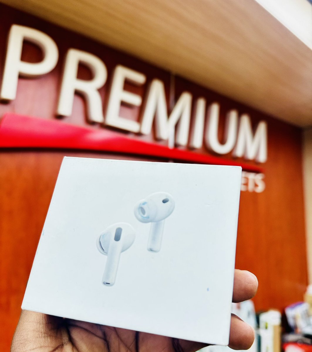 Premiumgadgetsk's tweet photo. Premium gadgets, pure sound. 🎧✨
· Galaxy Buds3, Buds4, Buds3 Pro – the ultimate premium audio trio.
· Three ways to experience premium gadgets. Your ears will thank you. https://t.co/I05GVCVnOg