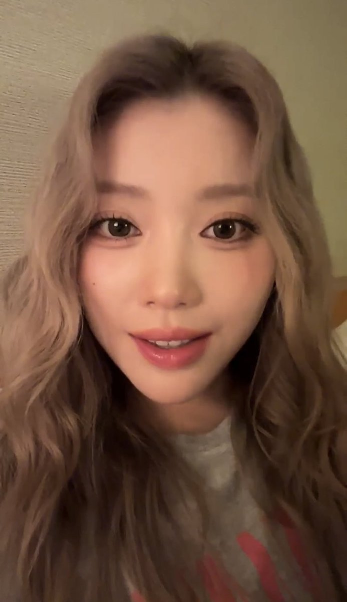 sxtbb1's tweet photo. 260523 #샤오팅 bbl live https://t.co/huAnLSegLa