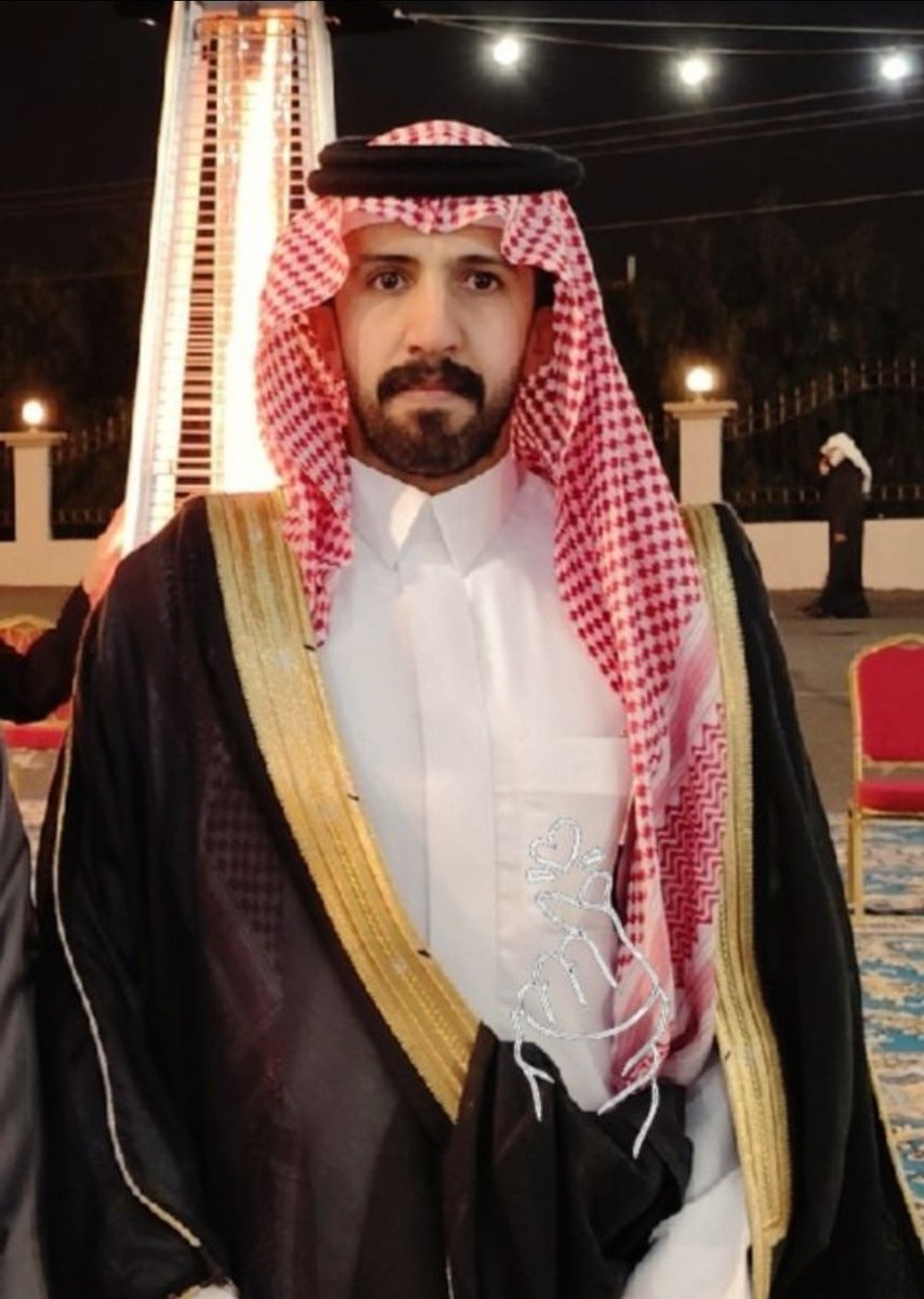 abdullah_HSS_'s tweet photo. #شهداء_الواجب
" هنيئا له حسن الخاتمة "
فقد اختاره الله عز وجل بجواره في أيام فضيلة، وأثناء خدمته لحجاج البيت الحرام، وكل من يعرفه يذكره بالخير ويدعو له.
الشهيد بإذن الله تعالى صالح بن علي البشري القحطاني.
نسأل الله 🤲 أن يجعل قبره روضة من رياض الجنة، وأن يعوض شبابه الجنة.
#العشر_من_ذي_الحجه
#حج_1447هـ #مكه #الحج