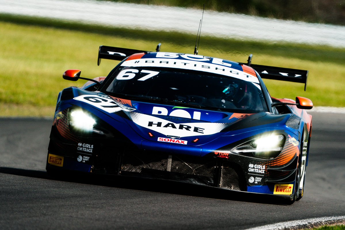 JMHAuto's tweet photo. Hot old Qualifying session 🥵 

P4 and P5 in Pro-Am for Monday's two races at Oulton Park. Plenty to fight for here!

🎬 Monday awaits

#orangeracing #jmh #mclaren #gt3 #britishgt https://t.co/jGKq4QyFLa