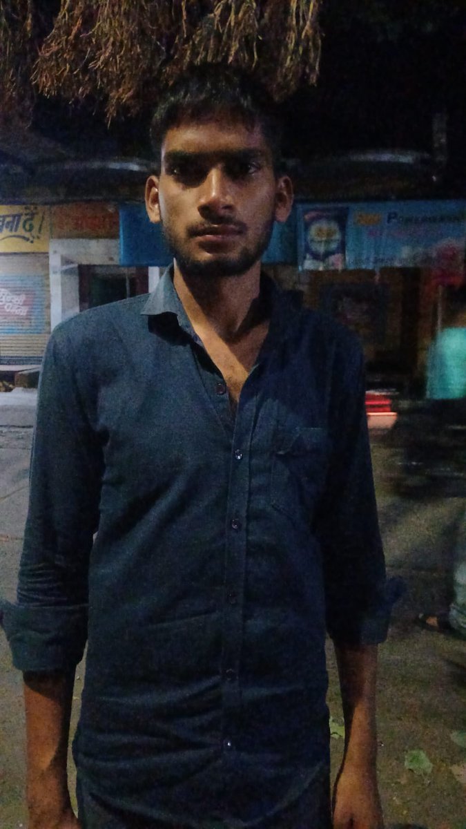 rishab_dix4403's tweet photo. #mainpuri 
भागवत कथा के भंडारे से बाइक चोरी 
युवक ने थाने में दी तहरीर
चोर और उनके हौसले बुलंद ,नहीं रहा प्रशाशन का कोई खौफ
मामला बेवर थाना क्षेत्र का है 
@Uppolice 
@mainpuripolice https://t.co/7zEnP27tn8