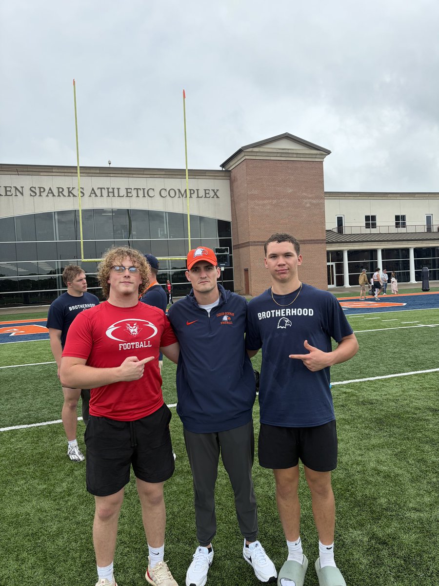 gavin_self9446's tweet photo. Thank you coach @CoachAG_53 for the invite to the Carson Newman camp today I had a great time and got some good reps @Coach_Wiz9191 @NCSA_Football @CoachHughes56 @ap_ugly @TnVarsity https://t.co/LJxdfyPh57
