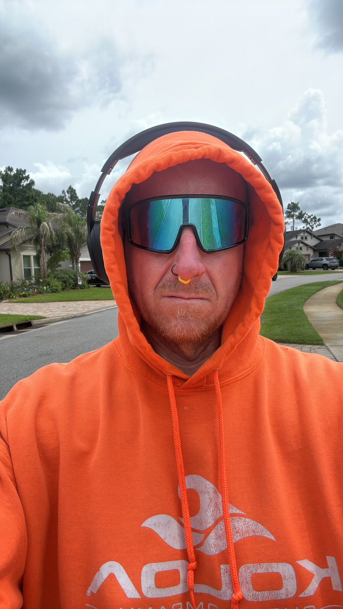 builtwtf's tweet photo. Taking a break from the machines to clear my head with a little half marathon in the neighborhood this morning🤷‍♂️🤯💖 https://t.co/IQCjlN0T3y