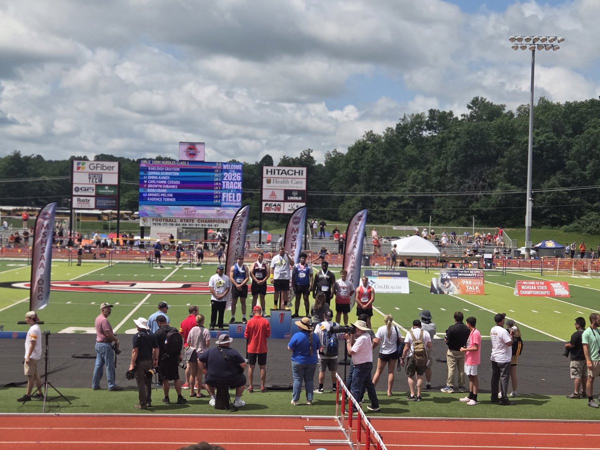 JHS Blue Jays Track and Field tweet media