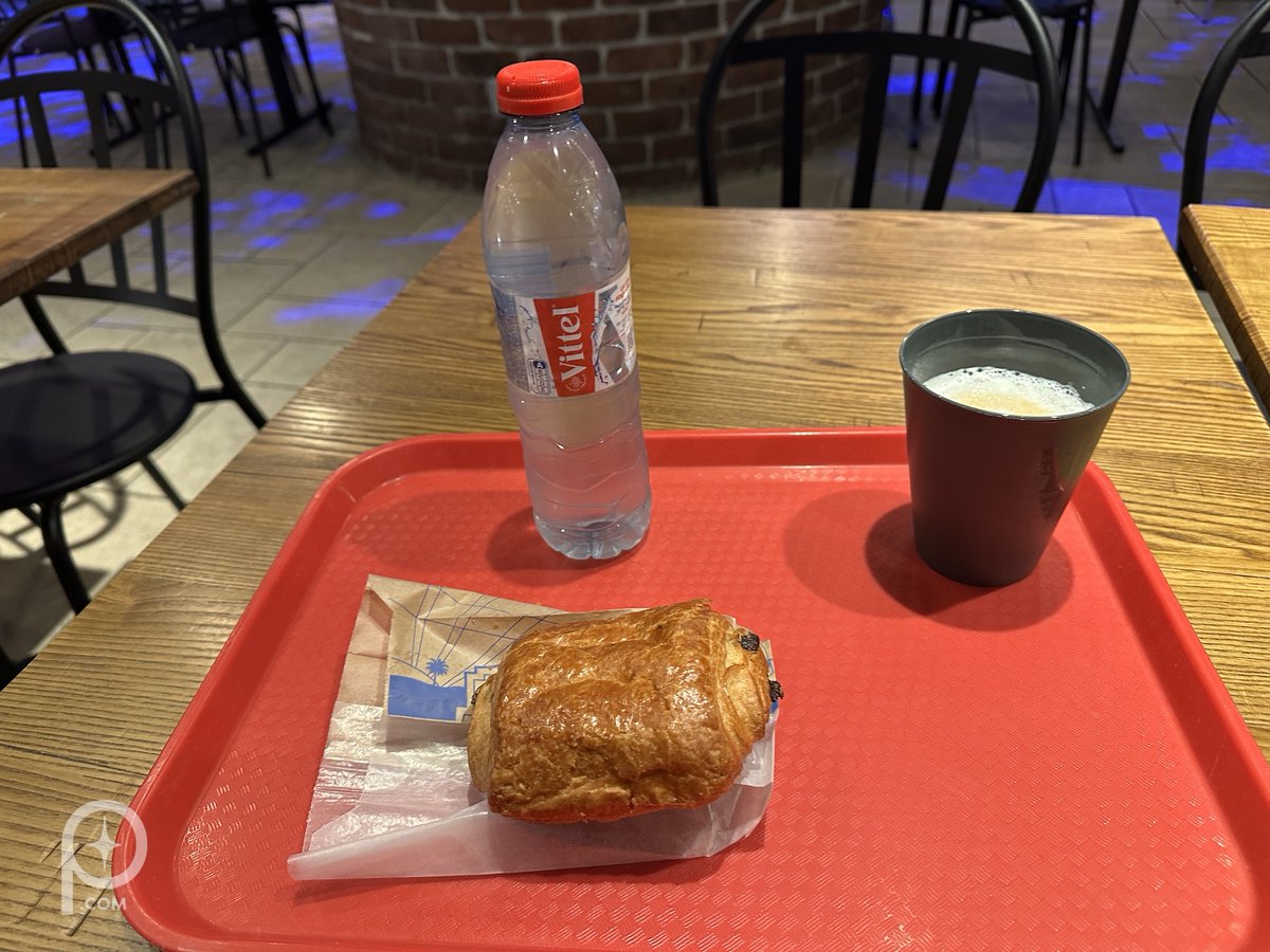 PixieDustFood's tweet photo. Start the day at Disney Adventure World with a small breakfast at the Hollywood Gardens Restaurant. 

#disneylandparis #disneyfood #dlp #disneyadventureworld #disneyparis #paris https://t.co/Bq5KifQM6v