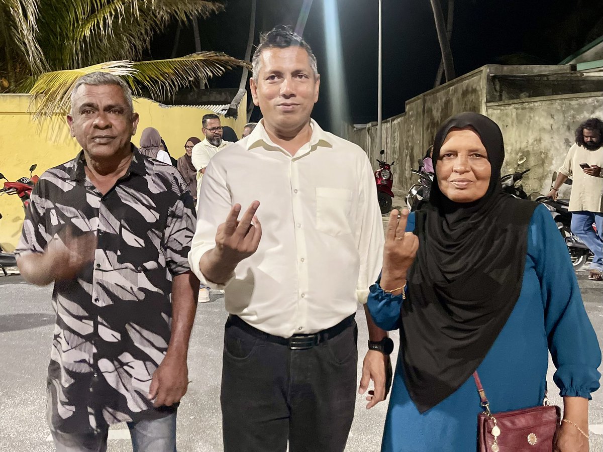 🌴 އަސްޢަދު tweet media