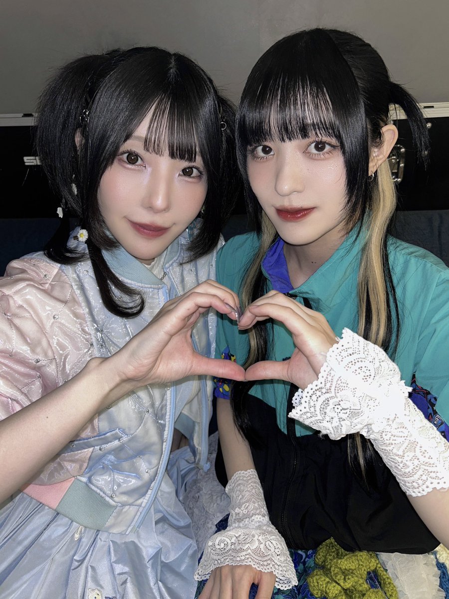 ds_toru17's tweet photo. 生誕ライブ99ありがとうございました！
みんなが教えてくれた愛のおかげで自分を大切にできるようになったし、あなたもとおるの大切だよ
もし明日地球が滅亡するとしても今日のこと思い出してネ https://t.co/pVRviPdgPX