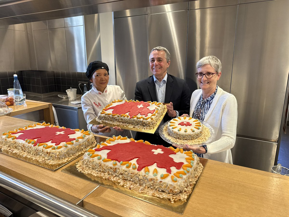 ignaziocassis's tweet photo. A pleasure to meet the Swiss 🇨🇭 community in Greece 🇬🇷 — and wonderful to reconnect, four years after my last visit, with our amazing local team. A special mention to Milly, our faithful chef, whose warmth and dedication make the Swiss presence in Athens feel like home. https://t.co/U49O6bKF2o