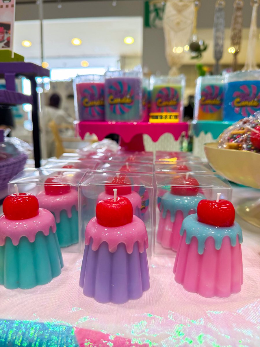 shellcandle's tweet photo. デザインフェスタ、
1日目ありがとうございました！
ありがたいことに完売がたくさん出たため
追加で制作中です🙏🏼

2日目もお待ちしております🥺💘

"西館4F M234"

#designfesta 
#デザインフェスタ
#デザフェス
#キャンドル https://t.co/kv47Jba6m8