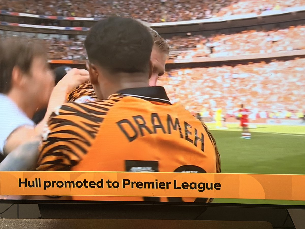 maxiedz's tweet photo. Congratulations https://t.co/SeCa6A6QU1