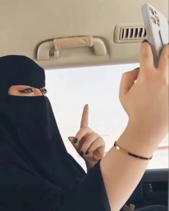 ABONATA99's tweet photo. -

لآ طَلتْ المَزيونَةْ    ..  🌴

           رَحِبْ بِهَلآ وَ قَهويهَاا   ..  🍵

- https://t.co/EYgpgslFr1