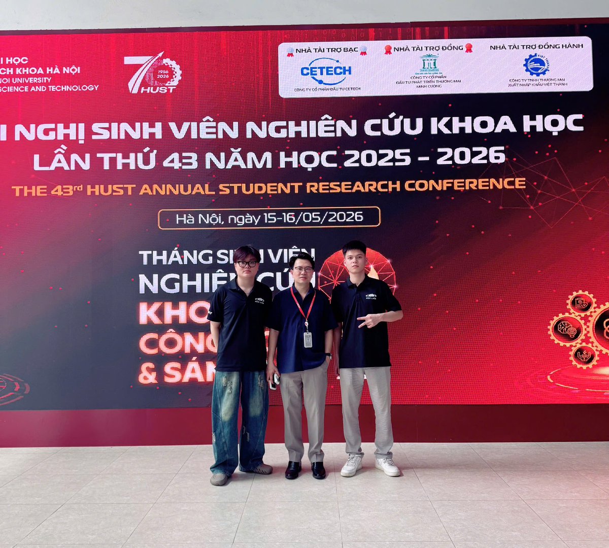 AndrewIXII's tweet photo. Nhiều đêm làm việc đổi lại được gì https://t.co/DGbFxrt4P4