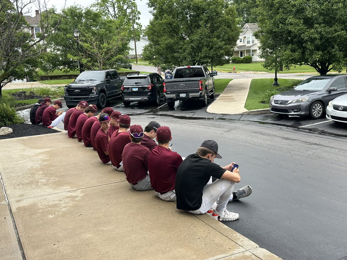 ross_baseball's tweet photo. Big thank you to @MiamiOHBaseball for having us out at McKie Field this morning for practice. Great chance to get work in on the turf. Thank you to @RossRamsAD for arranging everything.  Wrapped it up with a team breakfast in Oxford.  Great day together. #littlethings https://t.co/utWiaF480z