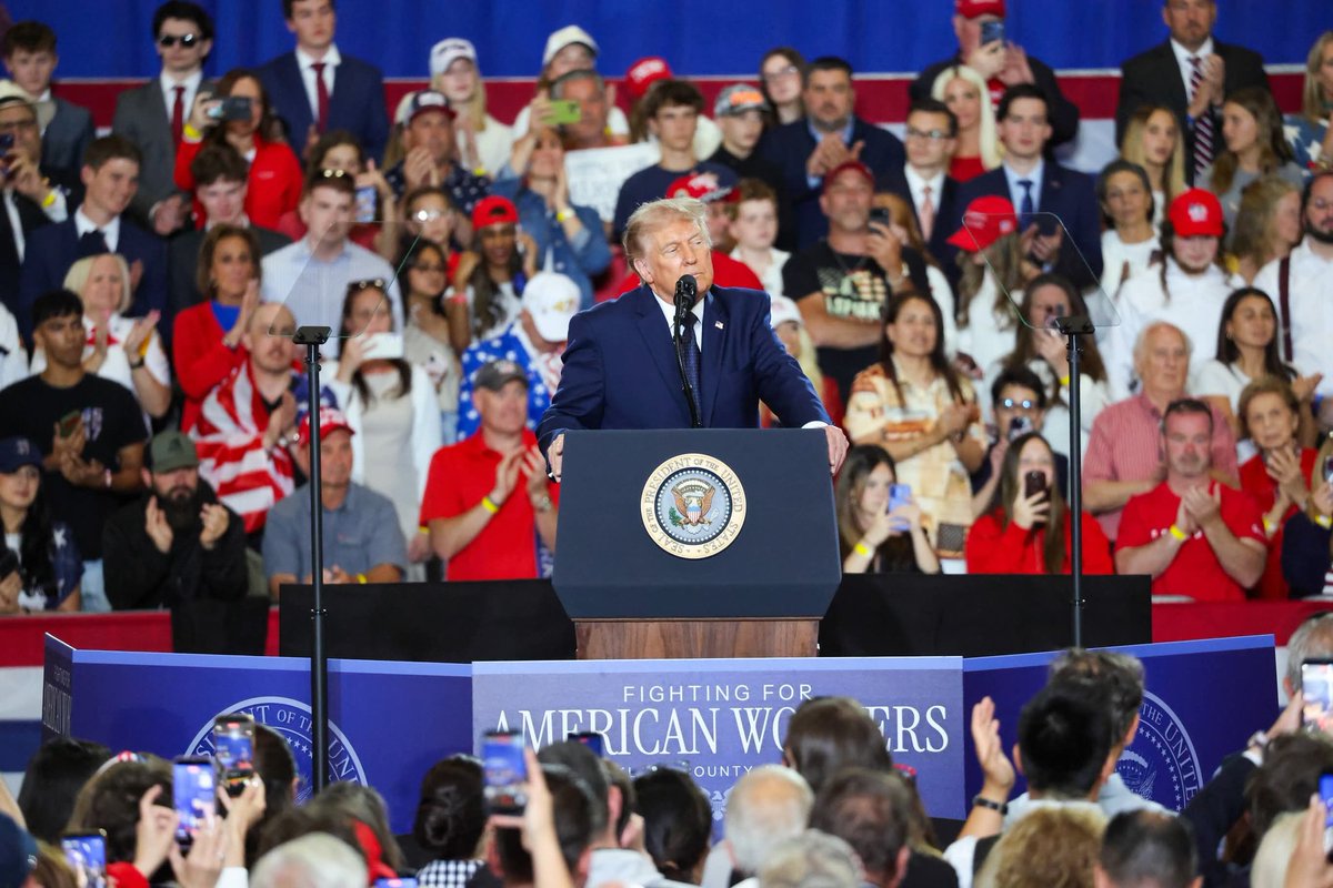 Steven4NYS's tweet photo. It was an honor to join thousands of New Yorkers in welcoming President Trump to Rockland County. 🇺🇸
The President will always stand with working-class New Yorkers. Yesterday’s event was a powerful reminder of what can be accomplished when we have proper leadership, a clear vision, and people who believe in putting America first.