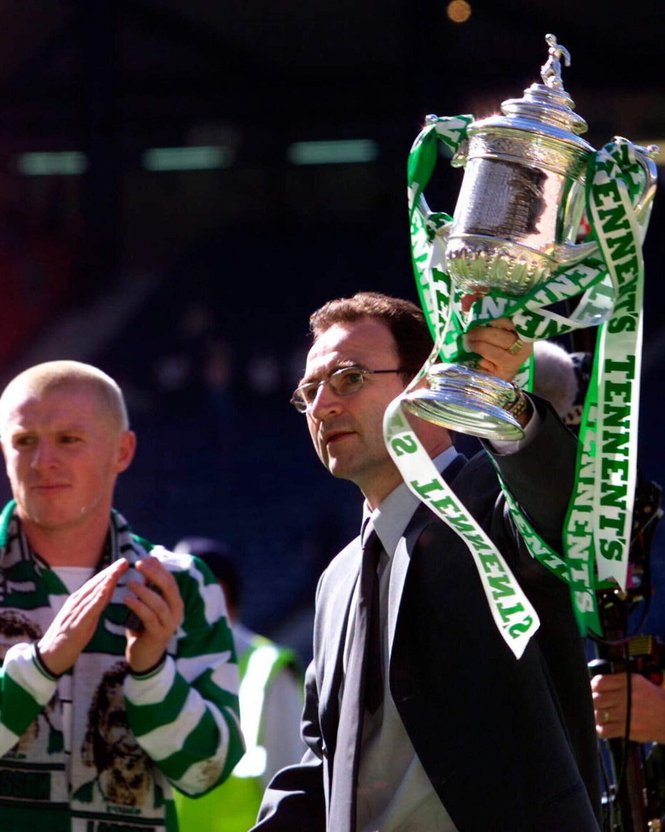 gigicullen0502's tweet photo. 2 pictures. 
A quarter of a century apart.

Extraordinary 🏆🍀💚 https://t.co/tQ1q20P6os