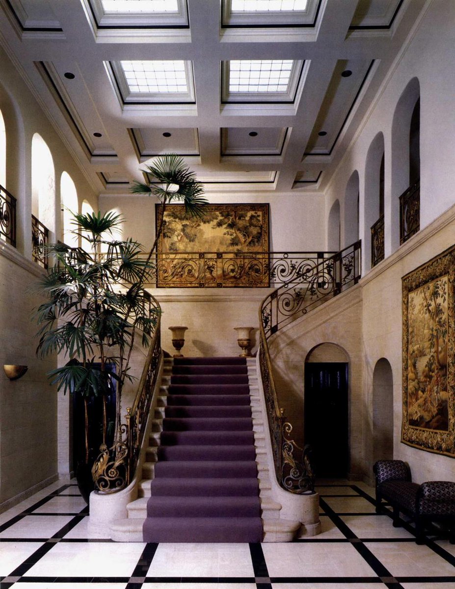 Ortgeist's tweet photo. Beverly Hills villa, Los Angeles, California, 1987 https://t.co/w81ankGhhH