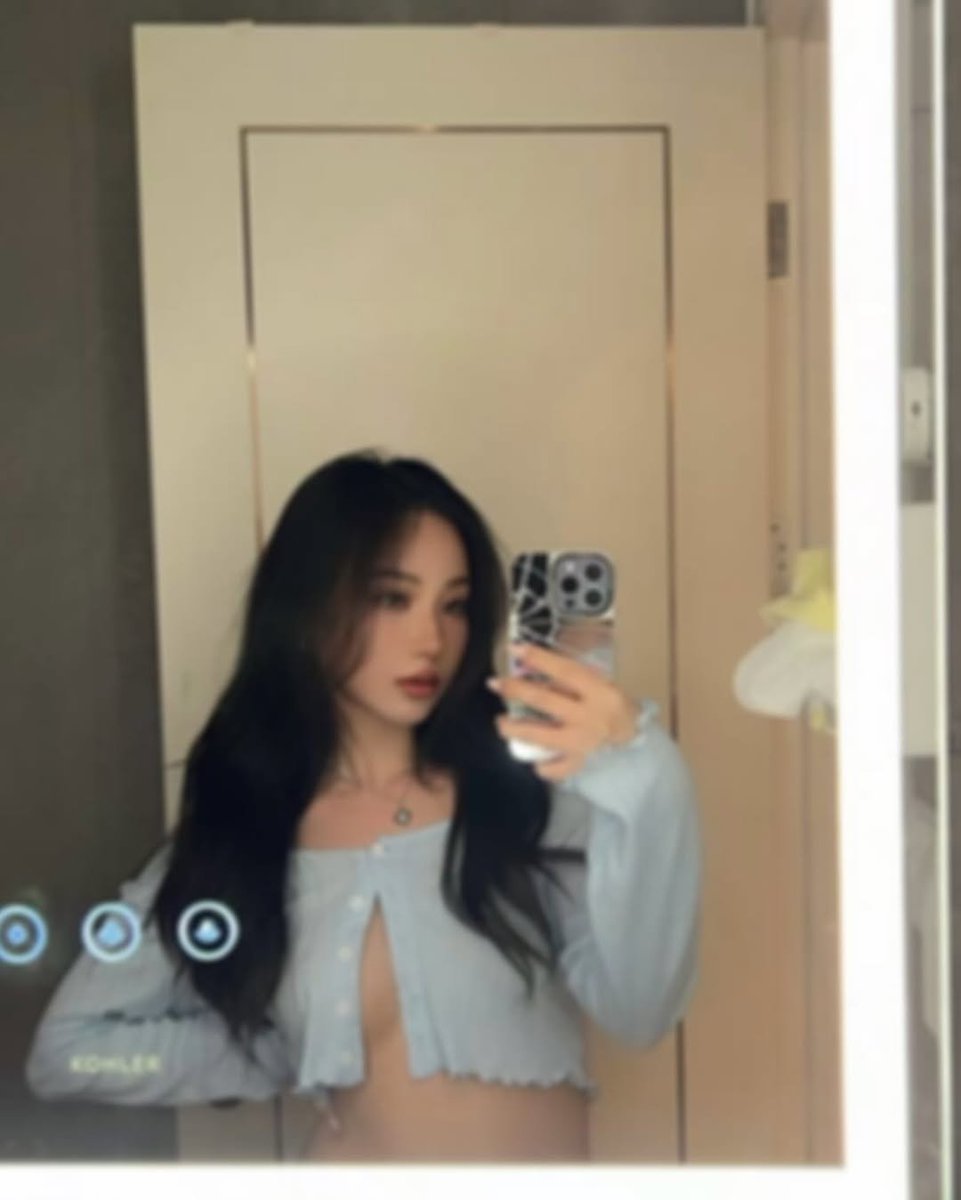 alona🦄 tweet media