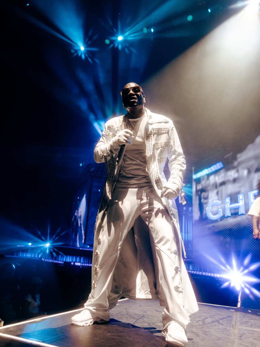 AKON tweet media