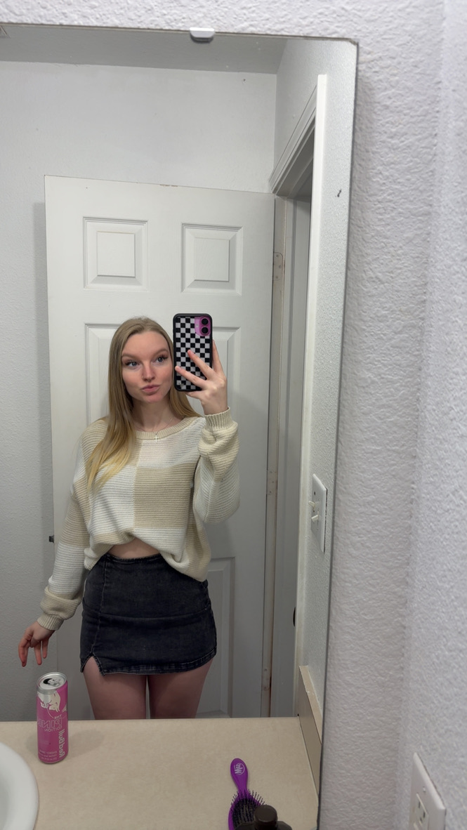 hailey tweet media