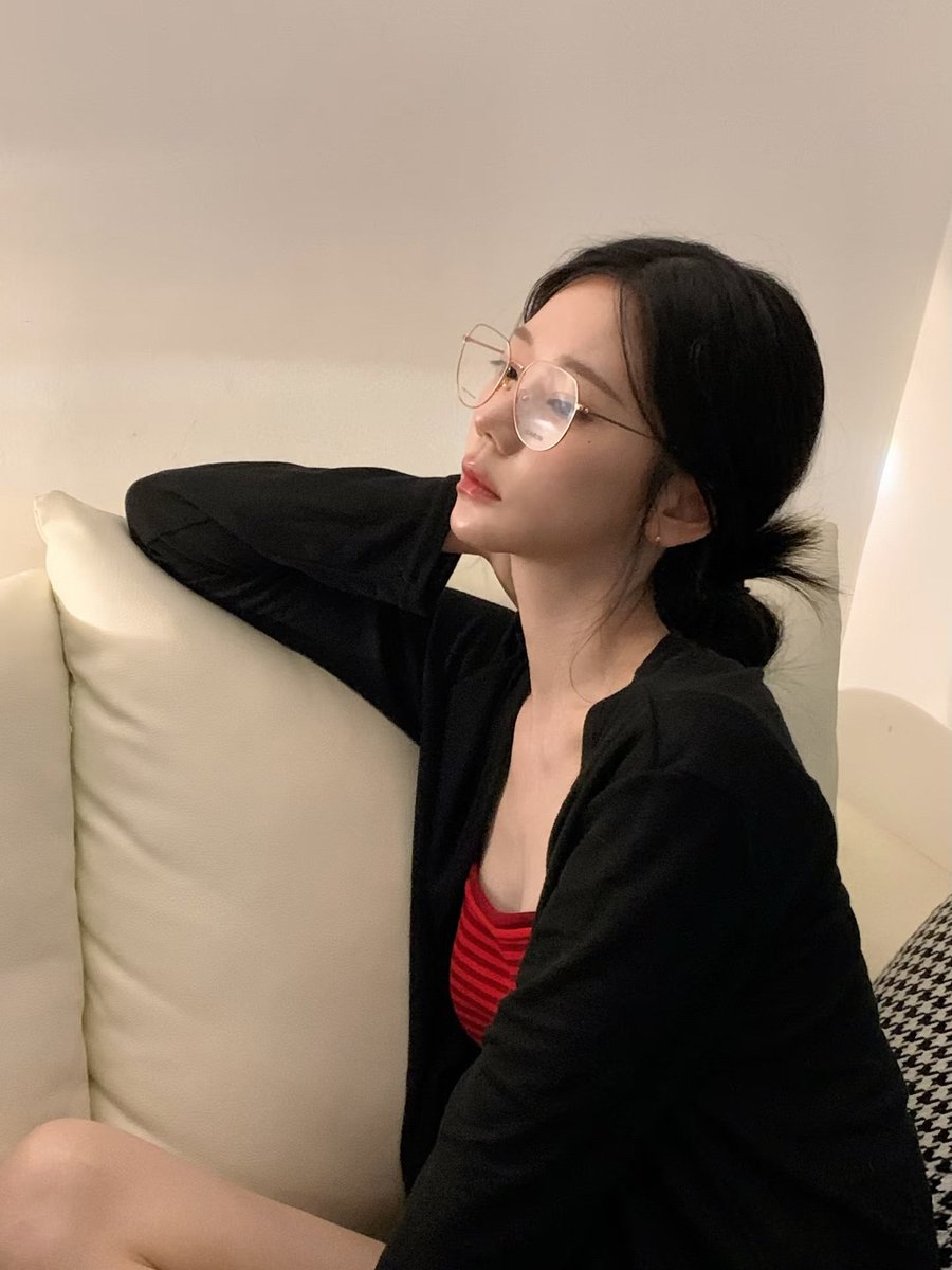 ejaculateboy's tweet photo. 周末快乐 #射屏 #合照 https://t.co/9HBCgTTsBG