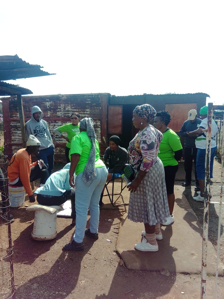 TshwaneActionsa's tweet photo. 💚 MOGOMA TŠHEMONG 💚 Ward 40 is cooking that side. We are ActionSA. We are loud. We are proud.
#DrNasiphiMoyaForMayor #5MOREYEARS #fivemoreyears #letsfixtshwane #onlyActionSAcanFixGauteng #LetsFixSouthAfrica https://t.co/42bP5H2wrh