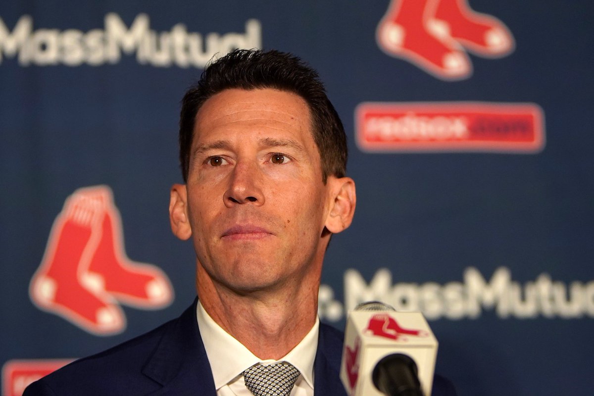 MLB Deadline News tweet media